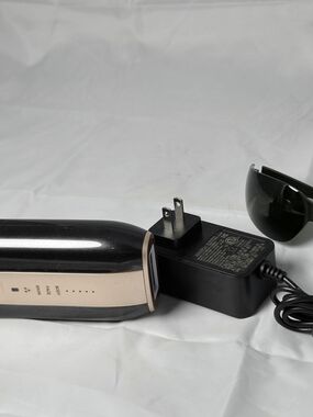 INIA FOND IPL Hair Removal Device Model D-1198